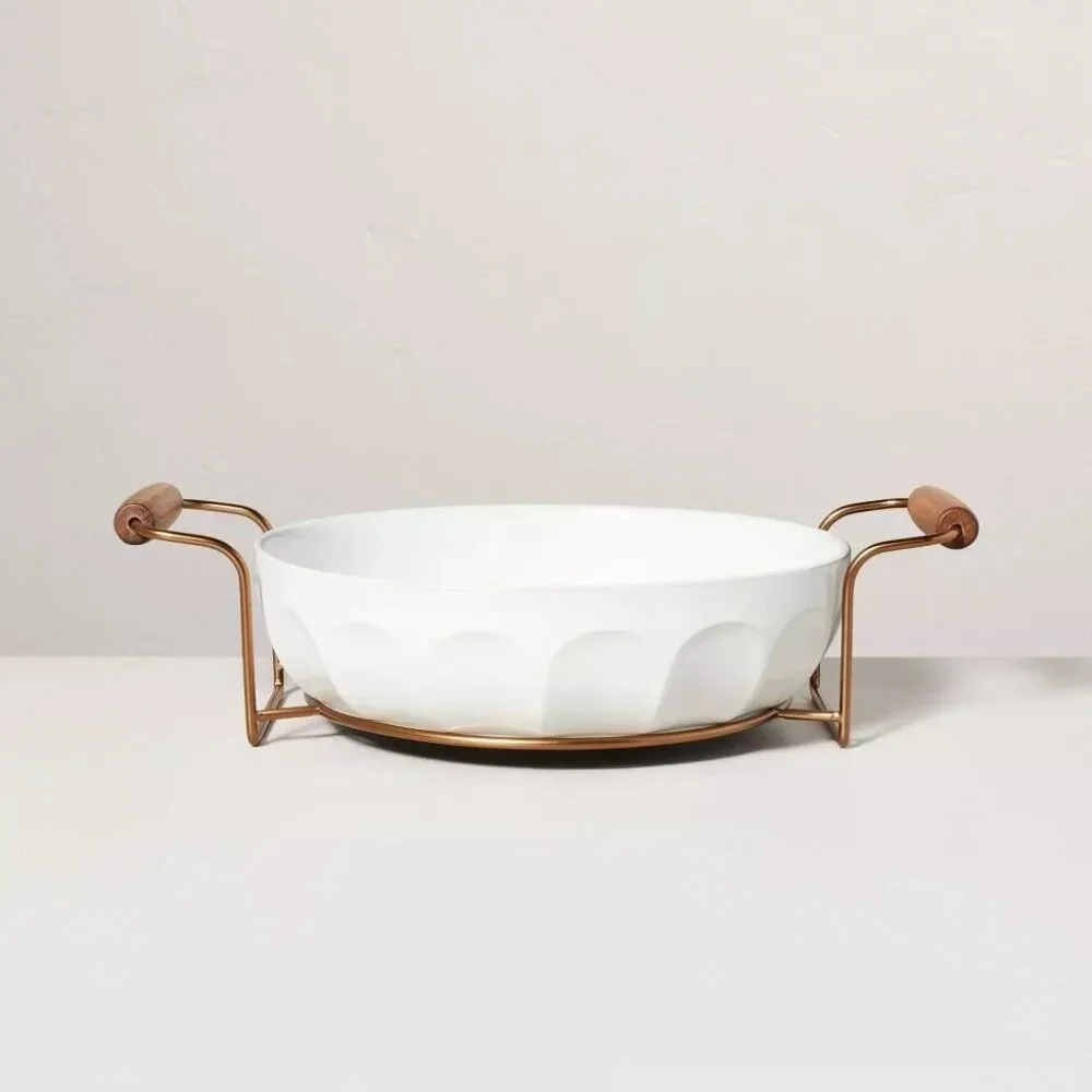 3qt Oven-to-Table Fluted Round‎ Baking Dish w/Carrier - Hearth & Hand Magnolia